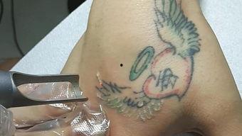 穿环纹身视频,纹身艺术中的穿环之美